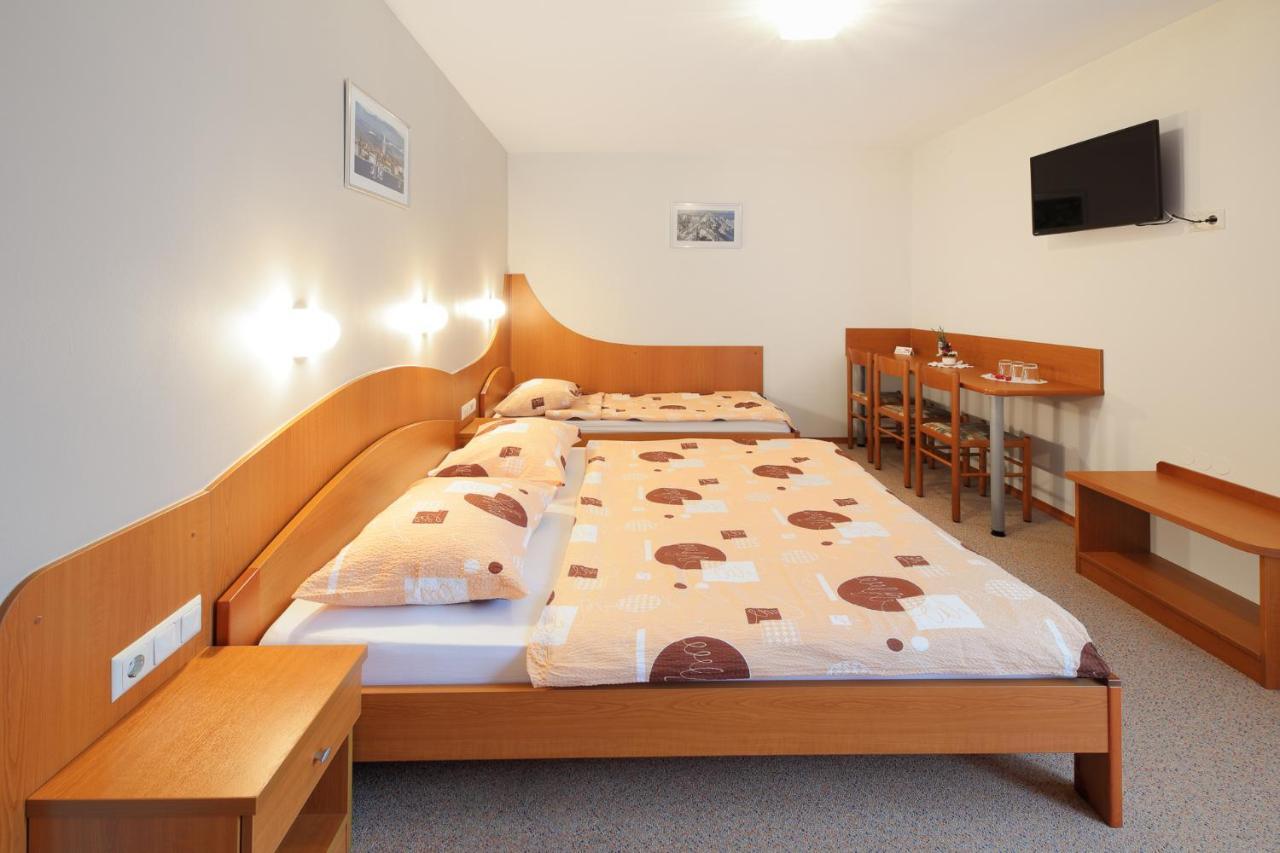 ليوبليانا Rooms Sustersic المظهر الخارجي الصورة